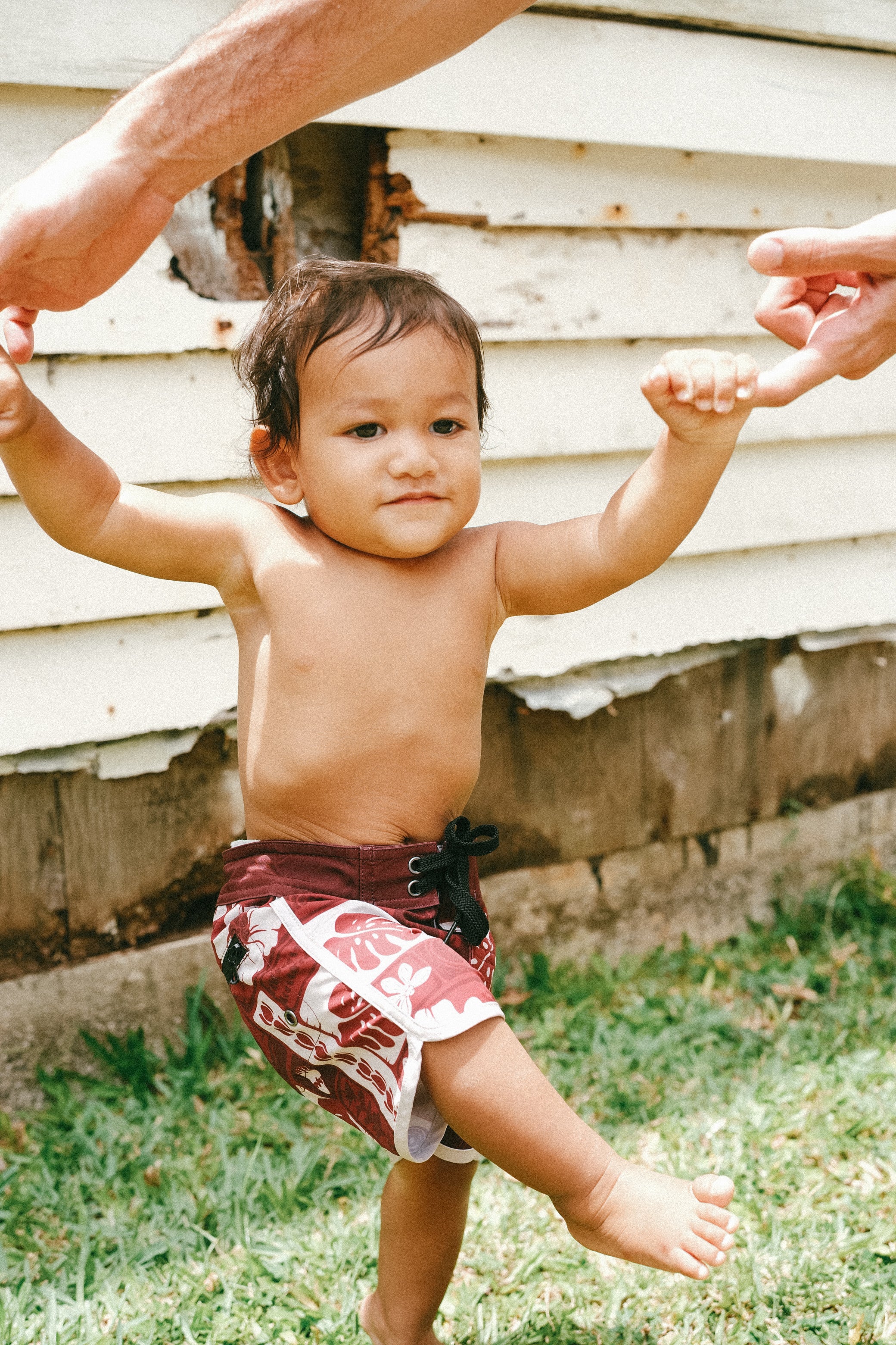 Keiki Vintage Hawaii Red board shorts