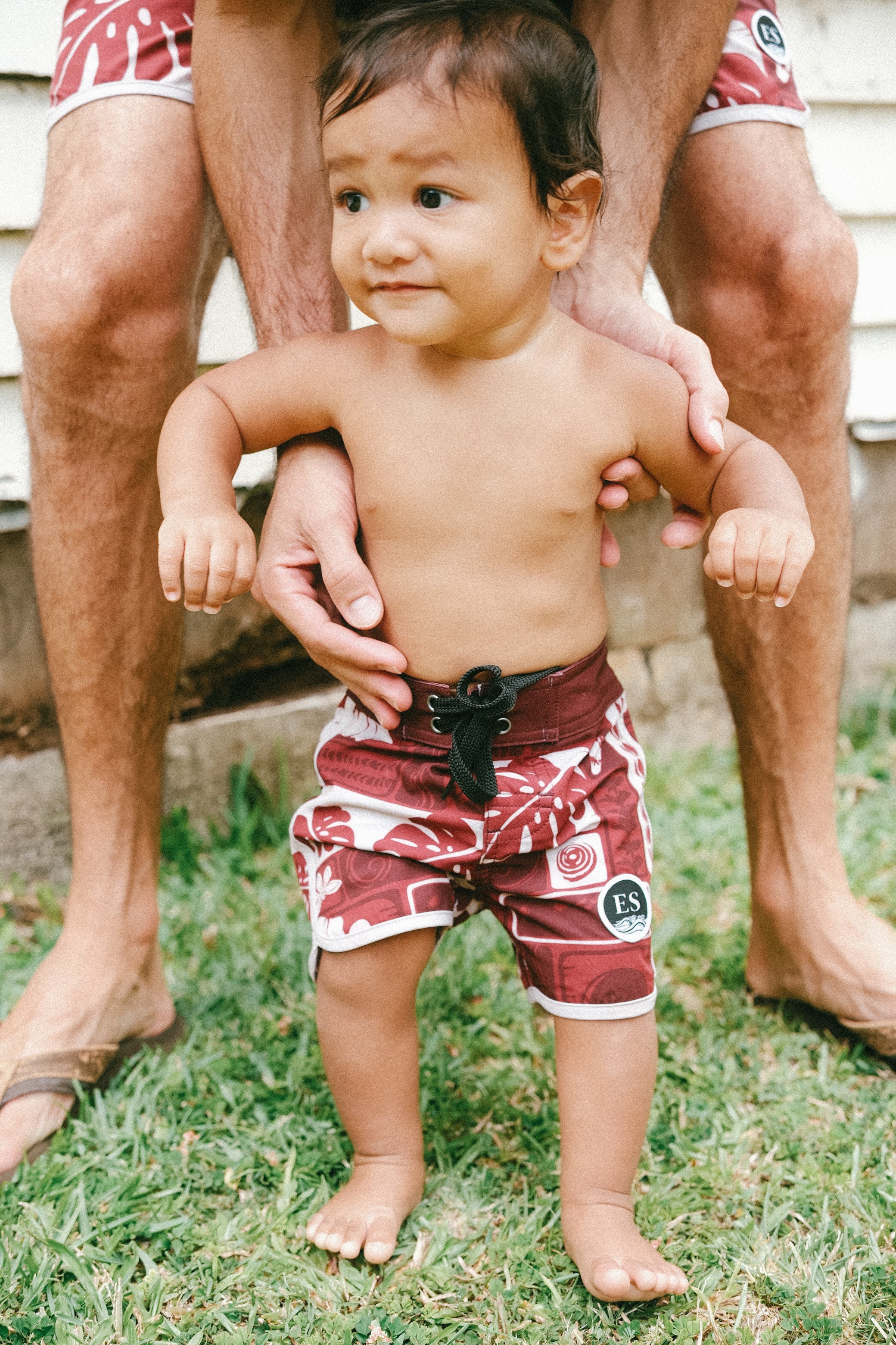 Keiki Vintage Hawaii Red board shorts