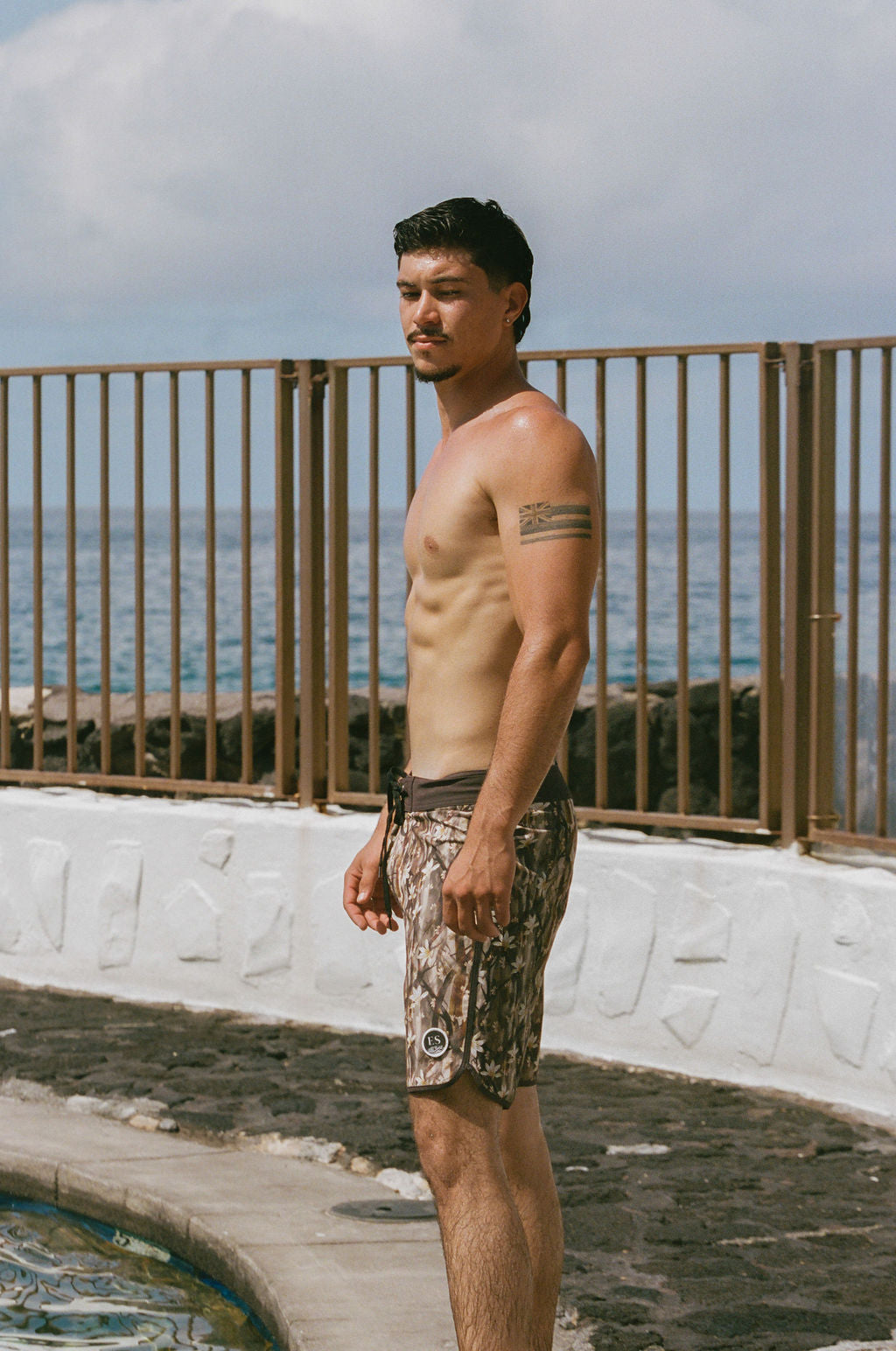 Naupaka camo Board shorts