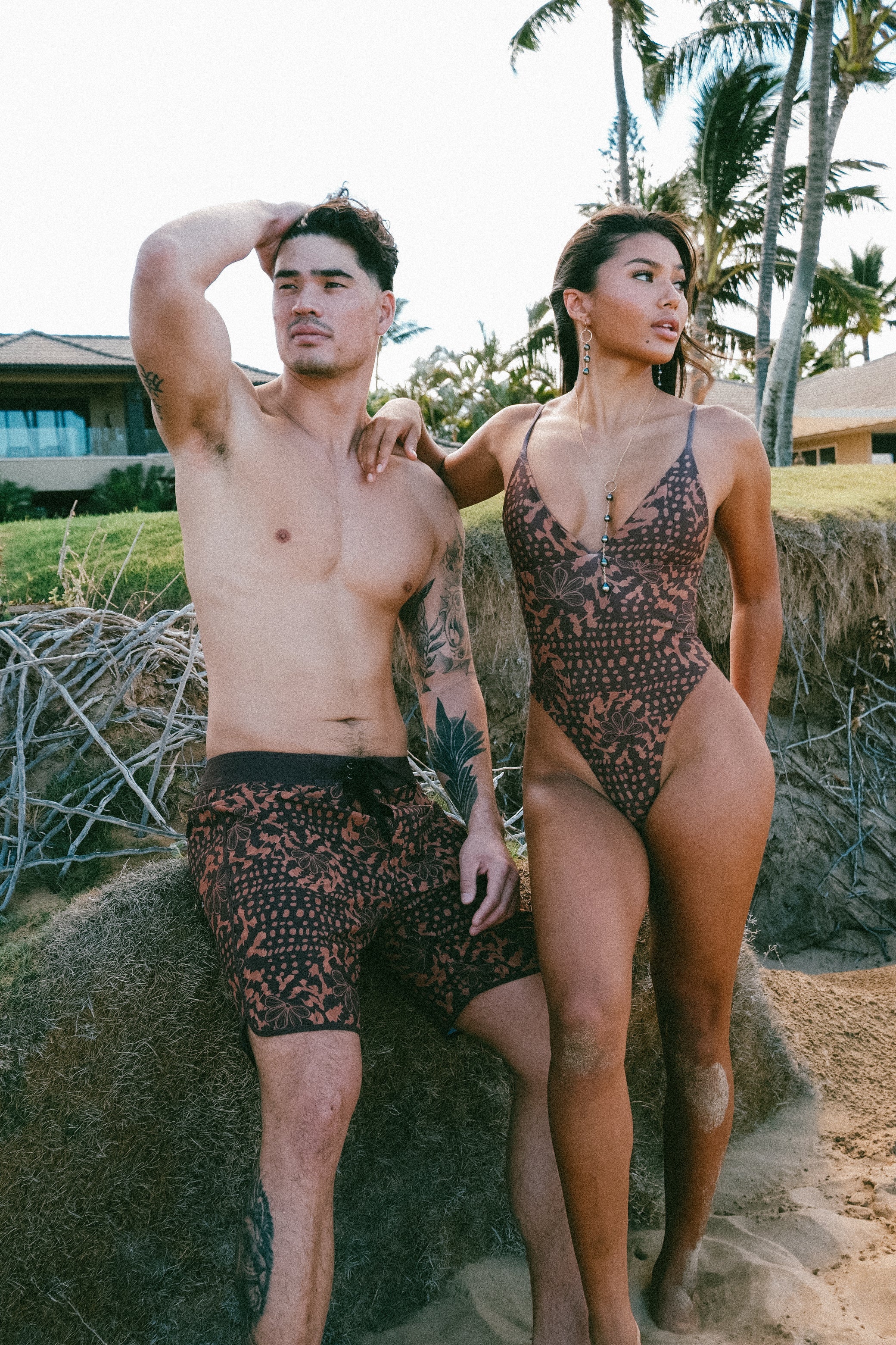 Bali one piece Naupaka shell brown