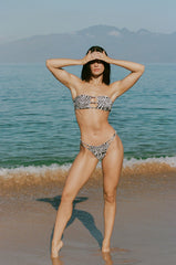 Hana Bottoms Leopard cone shell